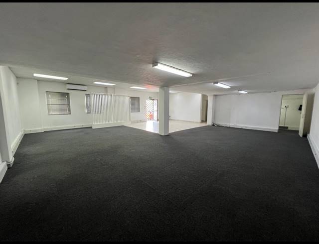 661M² WAREHOUSE TO LET IN STRIJDOMPARK